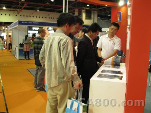 湖南源科参智能设备展现场